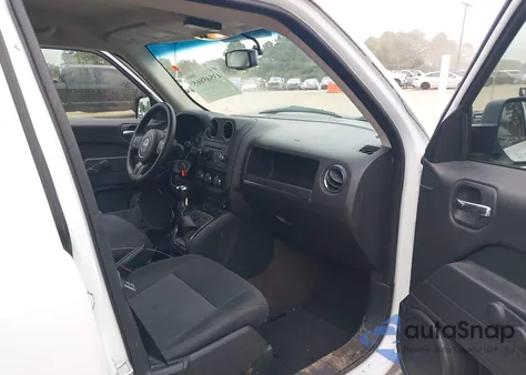 2015 Jeep Patriot Sport from USA, damaged, VIN 1C4NJPBA7FD264092